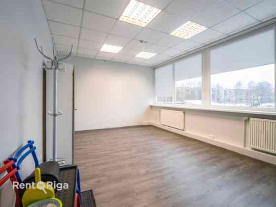 Сдаётся в аренду офисное помещение в Кенгарагсе  Площадь помещения: 22 м  Доступны Rīga