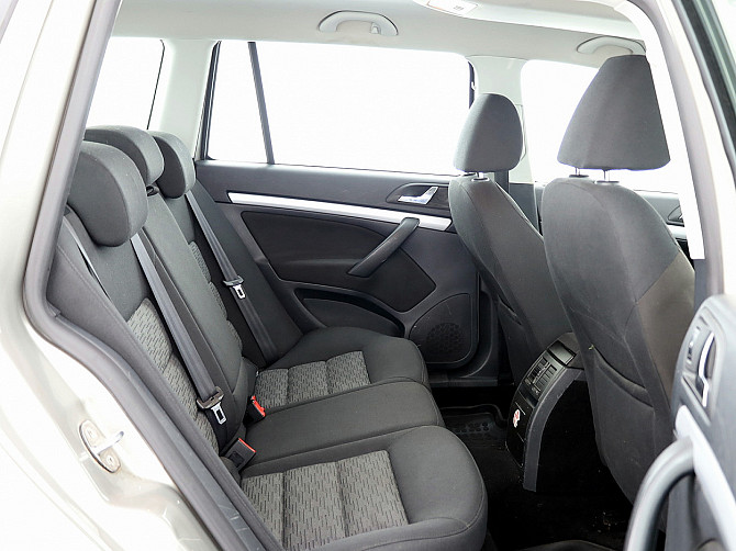 Skoda Octavia Comfortline 4x4 2.0 TDI 103kW Tallina - foto 7