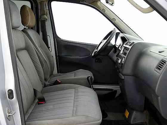 Toyota Hiace Van 2.5 D-4D 86kW Tallina