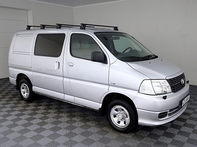 Toyota Hiace Van 2.5 D-4D 86kW Tallina - foto 1