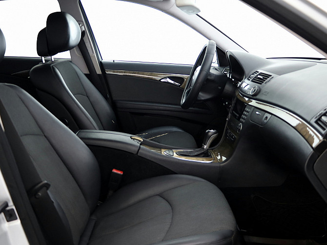 Mercedes-Benz E 220 Avantgarde Facelift ATM 2.1 CDI 125kW Tallina - foto 6