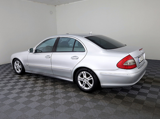 Mercedes-Benz E 220 Avantgarde Facelift ATM 2.1 CDI 125kW Tallina - foto 4