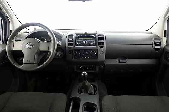 Nissan Navara Doublecab Facelift 4x4 2.5 dCi 126kW Tallina