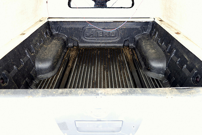 Nissan Navara Doublecab Facelift 4x4 2.5 dCi 126kW Tallina - foto 8