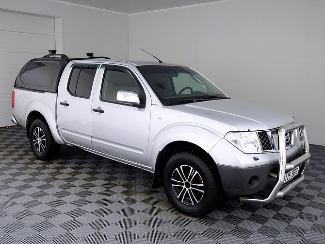 Nissan Navara Doublecab Facelift 4x4 2.5 dCi 126kW Tallina - foto 1