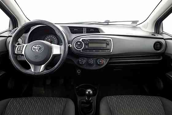 Toyota Yaris Linea Sol A-C 1.3 73kW Tallina