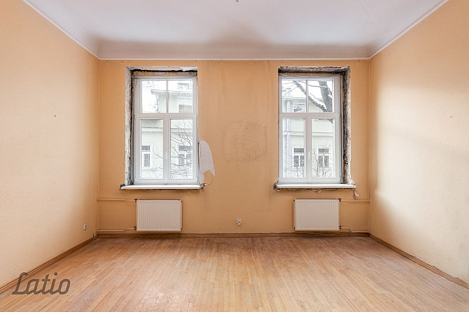 Pārdošanā gaišs un silts dzīvoklis pašā pilsētas centrā, prestižajā vēstniecību rajonā. Lieliska lok Рига - изображение 3