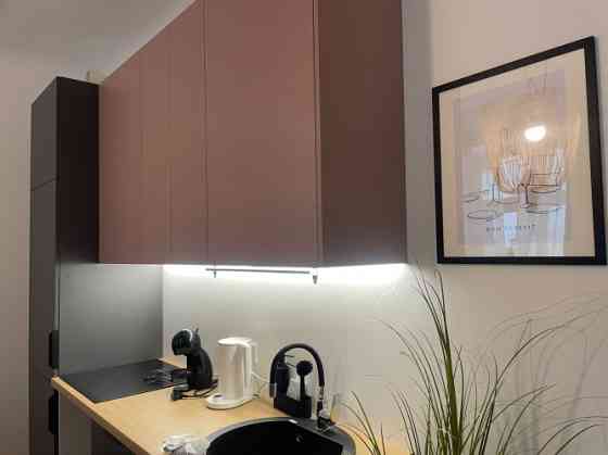 Продаётся солнечная и элегантная квартира в полностью отреставрированном Рига