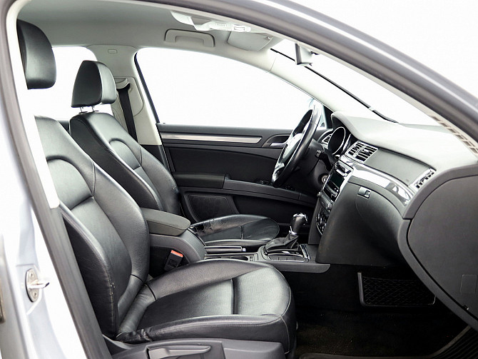 Skoda Superb Highline Facelift ATM 1.6 TDI 77kW Таллин - изображение 6