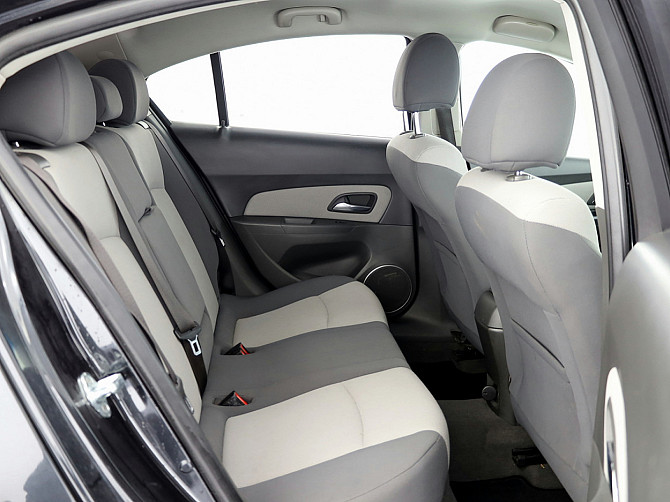 Chevrolet Cruze Comfort ATM 1.6 83kW Таллин - изображение 7