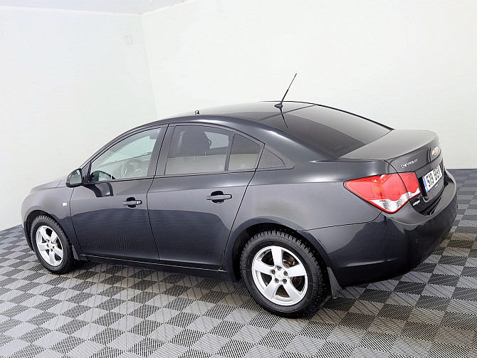 Chevrolet Cruze Comfort ATM 1.6 83kW Таллин - изображение 4