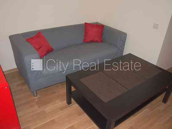 Эта квартира сдается в аренду посуточно (краткосрочная аренда), стоимость аренды Рига