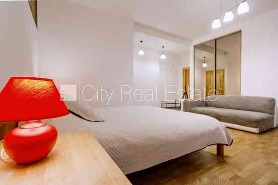 Эта квартира сдается в аренду посуточно (краткосрочная аренда), стоимость аренды Рига