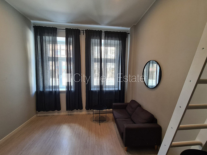 Фасадный дом, реновированный дом, благоустроенная озеленённая территория, Рига - изображение 8