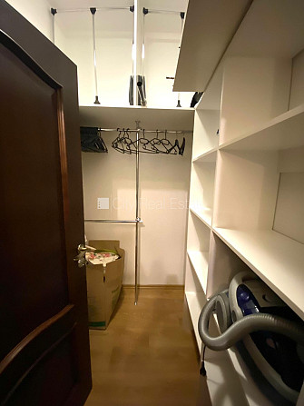 Дом во дворе, реновированный дом, окна выходят во двор, количество спален 3 шт., Рига - изображение 12