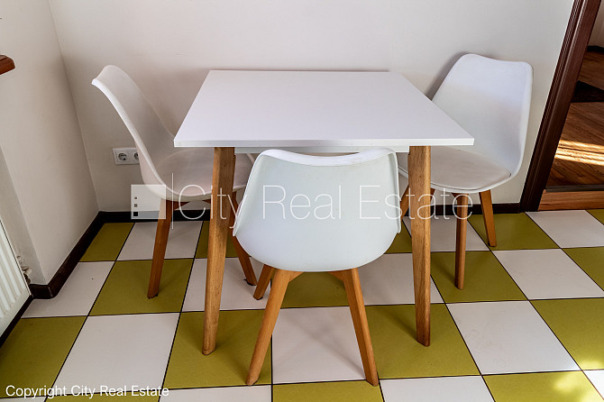 Здание во дворе, закрытый двор, территория обнесена забором, место для машины, Рига - изображение 10