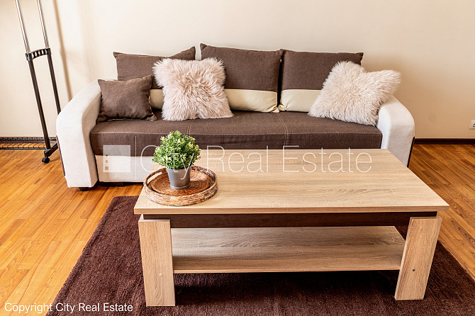 Здание во дворе, закрытый двор, территория обнесена забором, место для машины, Рига - изображение 6