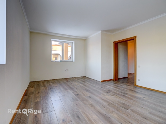 Jauna, plaša un kvalitatīva dvīņu māja lieliskā atrašanās vietā!  Pārdošanā divstāvu Rīga - foto 6