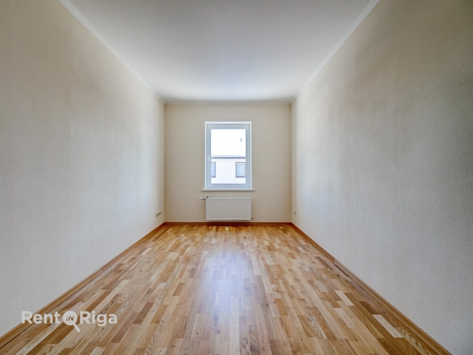 Jauna, plaša un kvalitatīva dvīņu māja lieliskā atrašanās vietā!  Pārdošanā divstāvu Rīga - foto 8