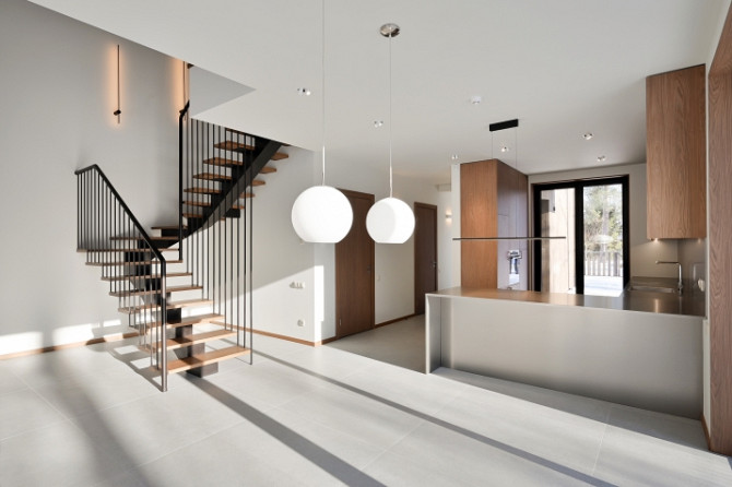 Pārdod stilīgu un energoefektīvu premium klases dvīņu māju Mellužos, vienā no klusākajām Jūrmala - foto 4