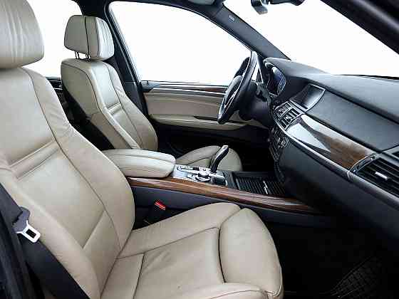 BMW X5 Sportpakett ATM 3.0 D 173kW Таллин