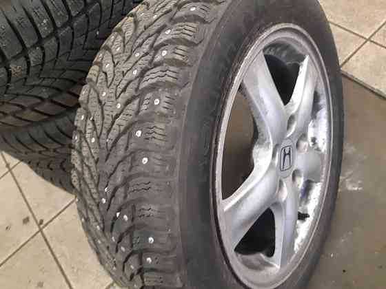 Pārdod Honda lietos diskus labā stāvoklī ar Nokian Hakkapeliitta ziemas riepām. 205/55R16.... Рига
