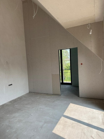 Pārdod stilīgu un energoefektīvu premium klases dvīņu māju Mellužos, vienā no klusākajām Jūrmala - foto 9