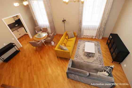 Эксклюзивная двухуровневая квартира в доме Петра I  Palasta iela 9, Старый город Риги Рига