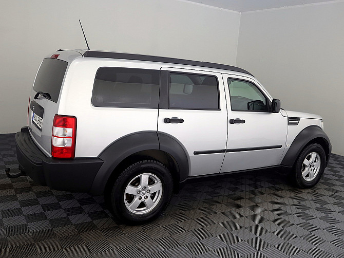 Dodge Nitro Comfort 2.8 CRD 130kW Tallina - foto 3