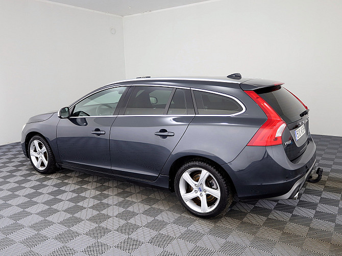Volvo V60 R-Design Facelift ATM 2.0 D5 133kW Tallina - foto 4