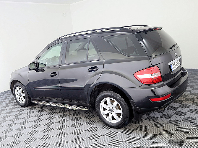 Mercedes-Benz ML 320 Luxury Facelift ATM 3.0 CDI 165kW Tallina - foto 4