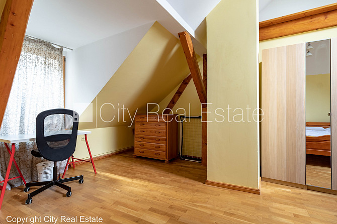 Fasādes māja, renovēta māja, ieeja no ielas, ir lifts, kāpņu telpa pēc kapitālā remonta, Rīga - foto 4