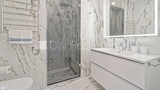 Jaunceltne, labiekārtota apzaļumota teritorija, slēgts pagalms, vieta vairākām automašīnām, Jūrmala - foto 7