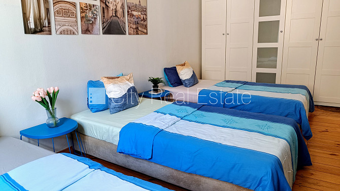 Renovēta māja, fasāde ar dekoratīvo apmetumu, slēgts pagalms, balkons 2 m2, logi vērsti uz Rīga - foto 19