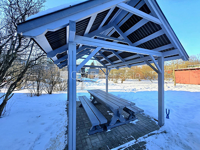 Fasādes māja, renovēta māja, labiekārtota apzaļumota teritorija, slēgts pagalms, teritorijas Rīga - foto 18