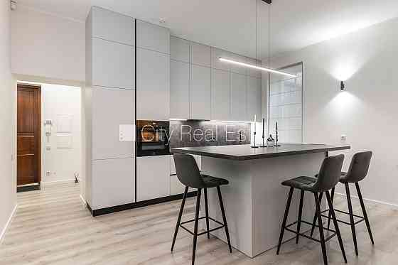 Фасадный дом, реставрированный дом, возможность аренды парковки, подземная Rīga