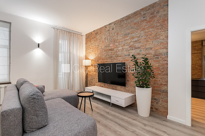 Fasādes māja, restaurēta māja, iespēja nomāt autostāvvietu, pazemes autostāvvieta, Rīga - foto 11