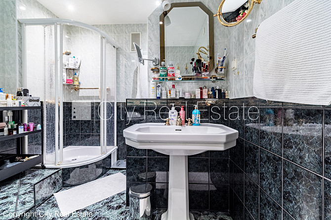 Zeme īpašumā, mainīts Jumta segums, labiekārtots apzaļumots pagalms, iežogota teritorija, Rīga - foto 20