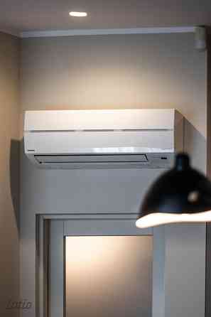 Izīrē mēbelētu un ar sadzīves tehniku aprīkotu divistabu dzīvokli 2007.gadā būvētā / rekonstruētā ēk Рига