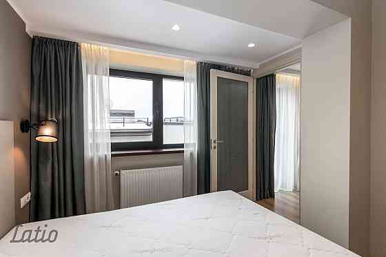 Izīrē mēbelētu un ar sadzīves tehniku aprīkotu divistabu dzīvokli 2007.gadā būvētā / rekonstruētā ēk Рига