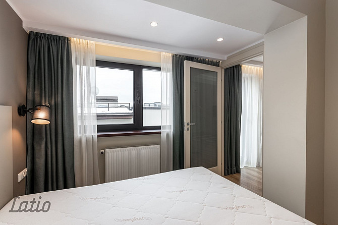 Izīrē mēbelētu un ar sadzīves tehniku aprīkotu divistabu dzīvokli 2007.gadā būvētā / Rīga - foto 4