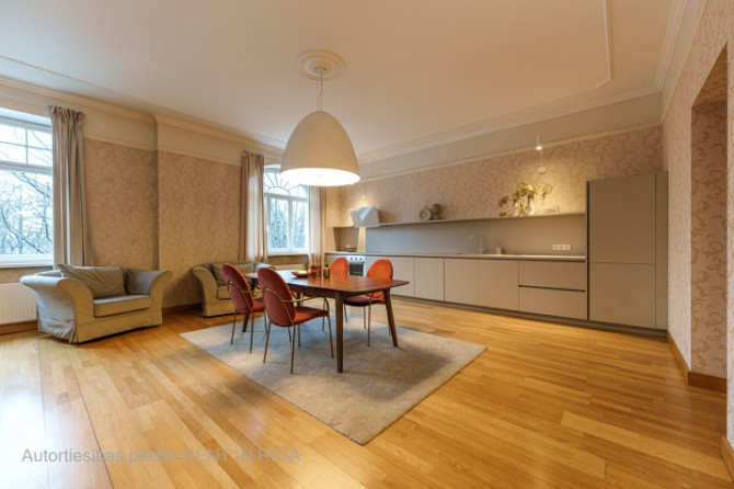 Предлагаем в долгосрочную аренду просторную трехкомнатную квартиру в Рига - изображение 6