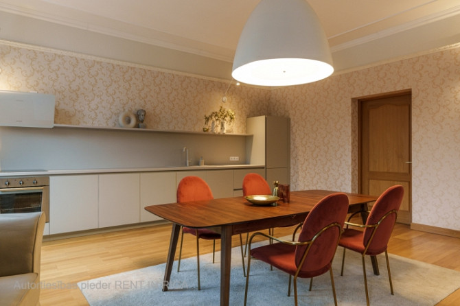 Предлагаем в долгосрочную аренду просторную трехкомнатную квартиру в Рига - изображение 4