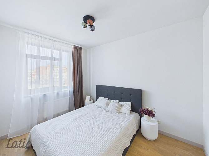 Izīrē 2 istabu dzīvokli  renovētā projektā Lielirbes ielā 9A. Dzīvoklis tikko pēc Rīga - foto 5