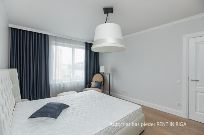 Tiek izīrēts interjera dizainera veidots 3-istabu dzīvoklis projektā Futuris, Rīgas klusajā Rīga - foto 6