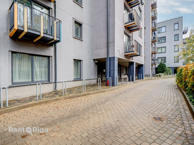 Tiek izīrēts interjera dizainera veidots 3-istabu dzīvoklis projektā Futuris, Rīgas klusajā Rīga - foto 15