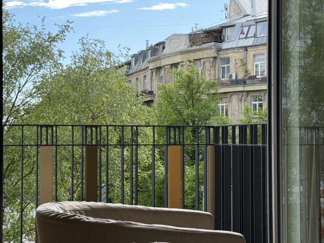 Tiek izīrēts interjera dizainera veidots 3-istabu dzīvoklis projektā Futuris, Rīgas klusajā Rīga - foto 12