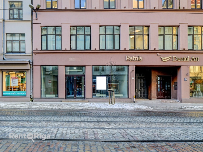 Коммерческие помещения с высокой видимостью в центре Риги  Сдаются в аренду Рига - изображение 2