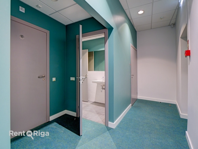 Коммерческие помещения с высокой видимостью в центре Риги  Сдаются в аренду Рига - изображение 7
