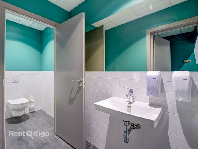 Коммерческие помещения с высокой видимостью в центре Риги  Сдаются в аренду Рига - изображение 8